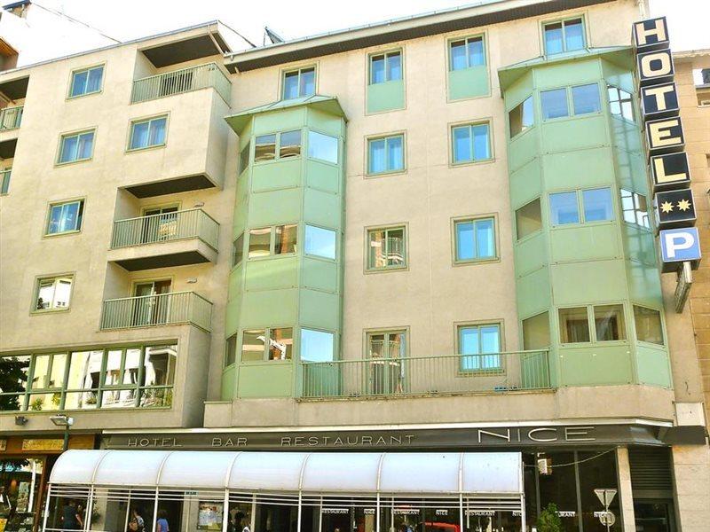 Hotel Nice Ла Сеу д'Ургел Екстериор снимка