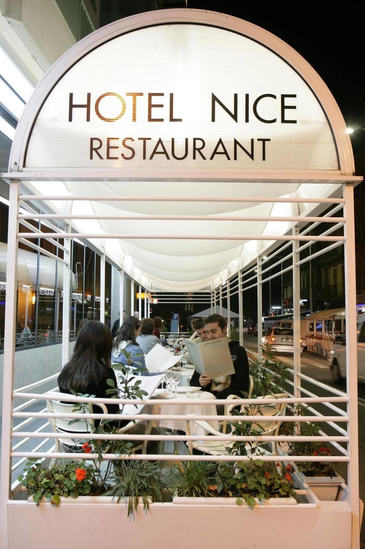 Hotel Nice Ла Сеу д'Ургел Екстериор снимка