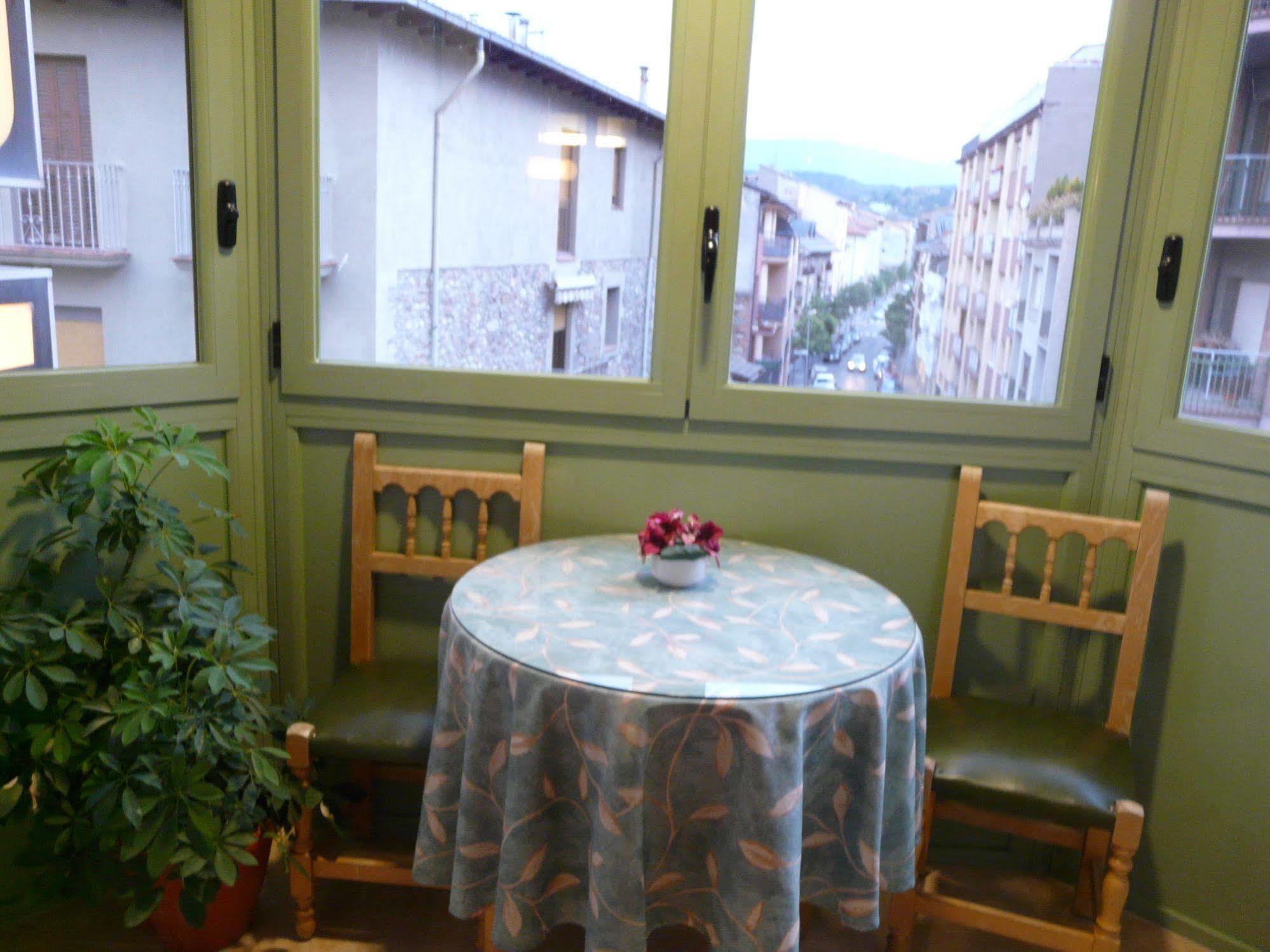 Hotel Nice Ла Сеу д'Ургел Екстериор снимка
