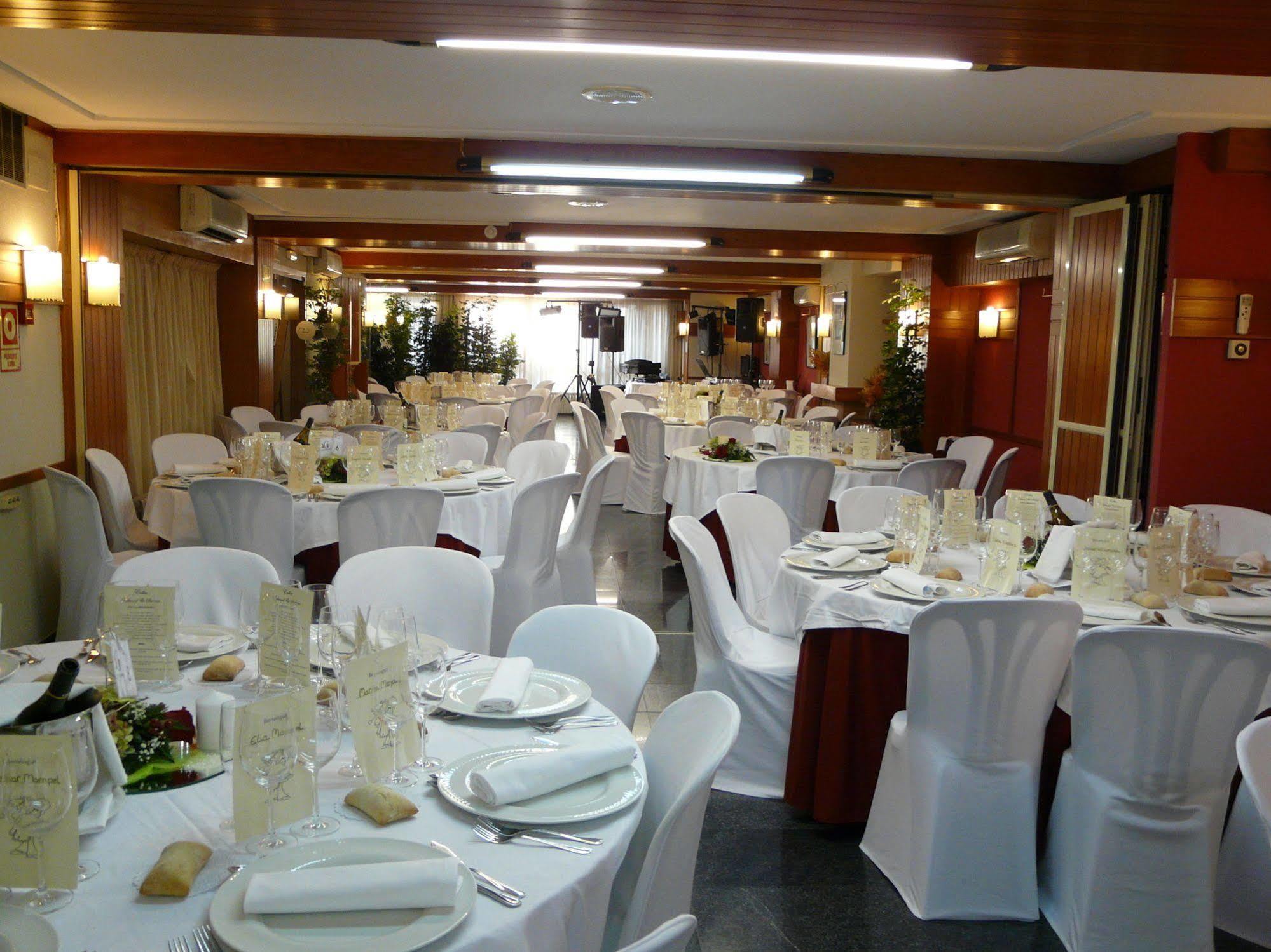 Hotel Nice Ла Сеу д'Ургел Екстериор снимка